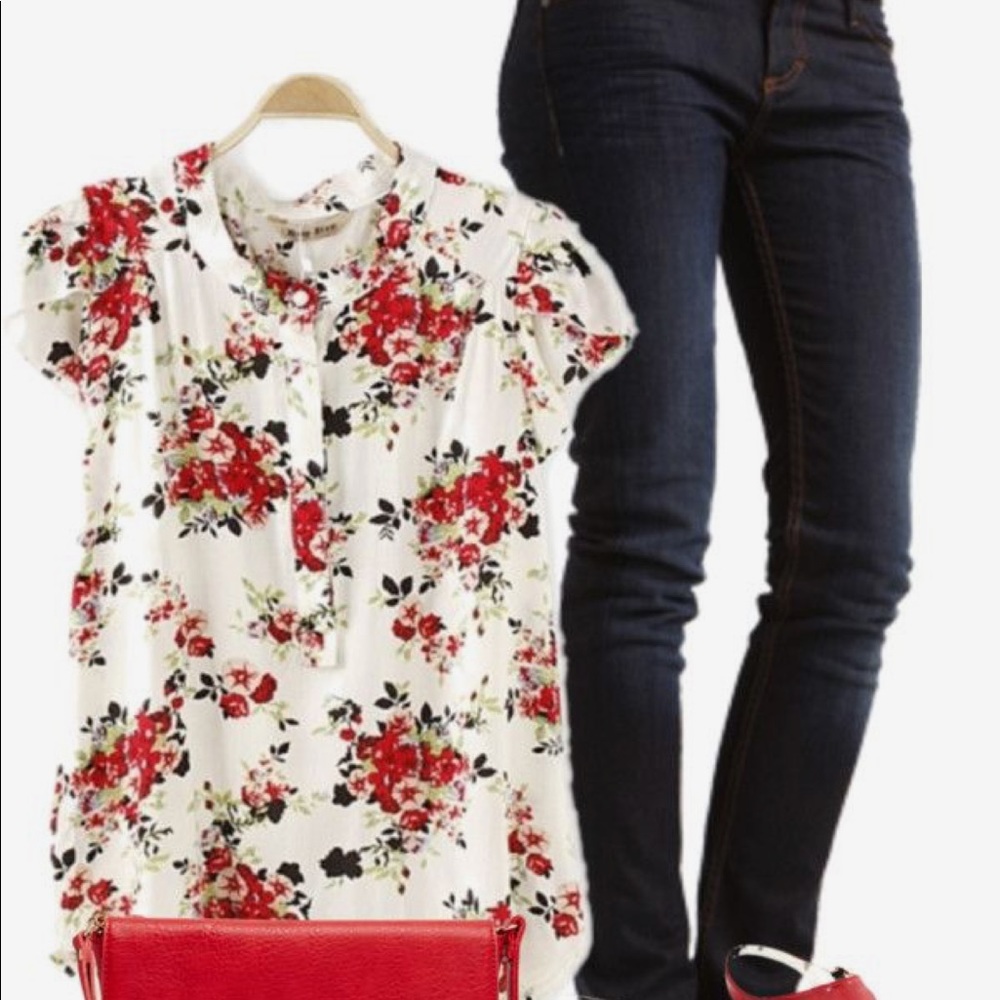 Beautiful Floral petal sleeve top NWT
